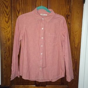 Light red buttondown shirt